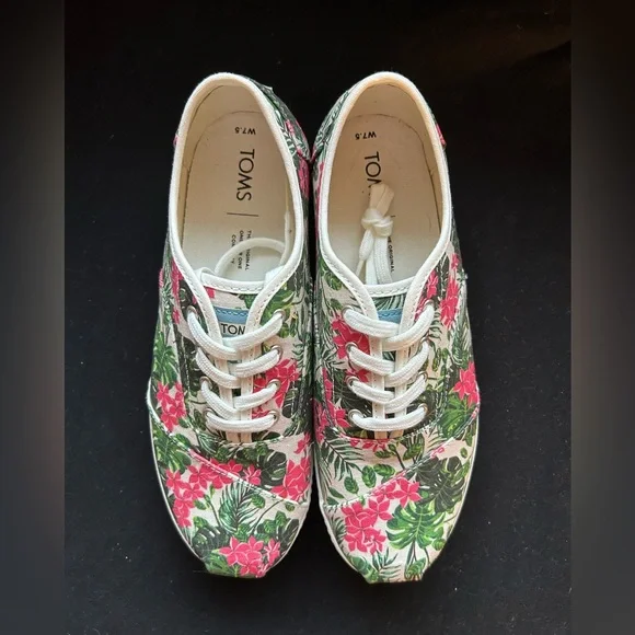 TOMS Women's Floral Sneakers - Green and Pink - Picture 1 of 4